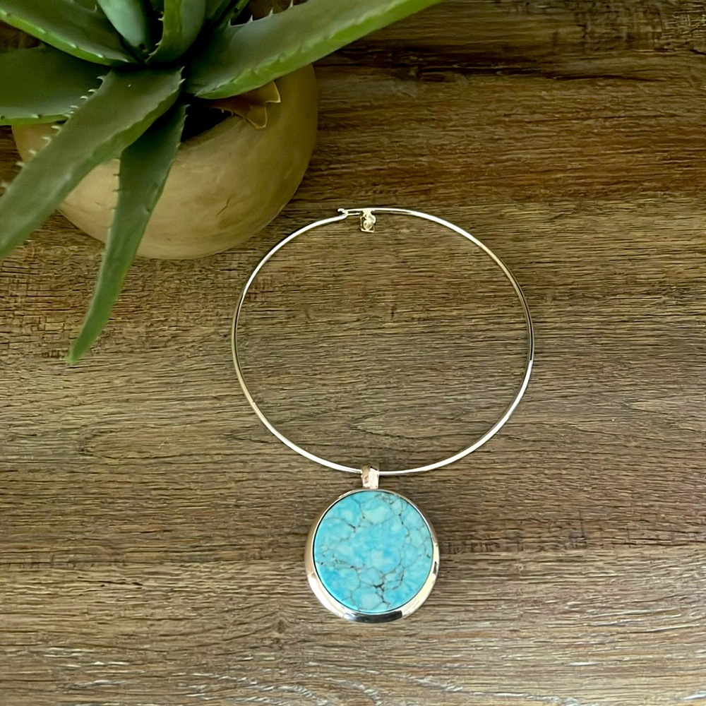 ✨Beautiful Robert Lee Morris turquoise wire choker necklace! ✨